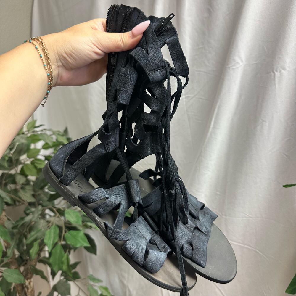 Free People Mesa Verde Gladiator Sandal Black Size 38